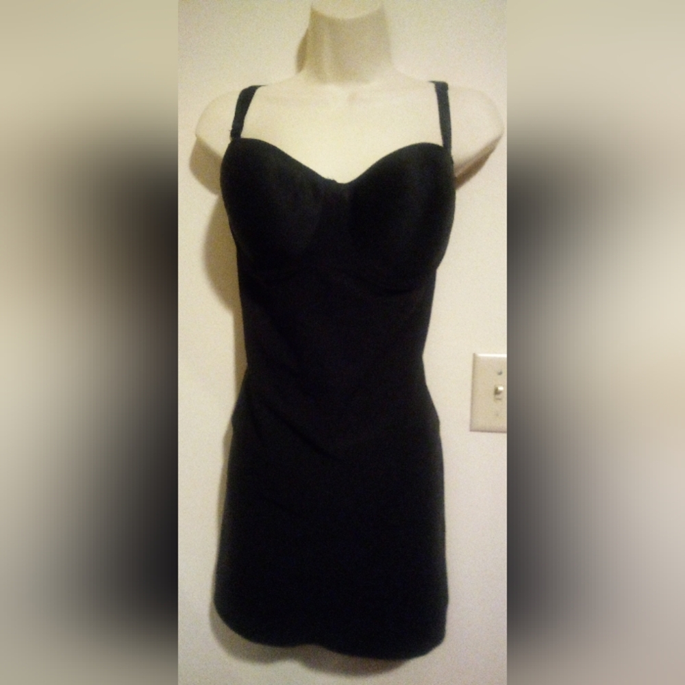 Naomi & Nicole One Piece  Shapewear Underwire Size 40C Sexy